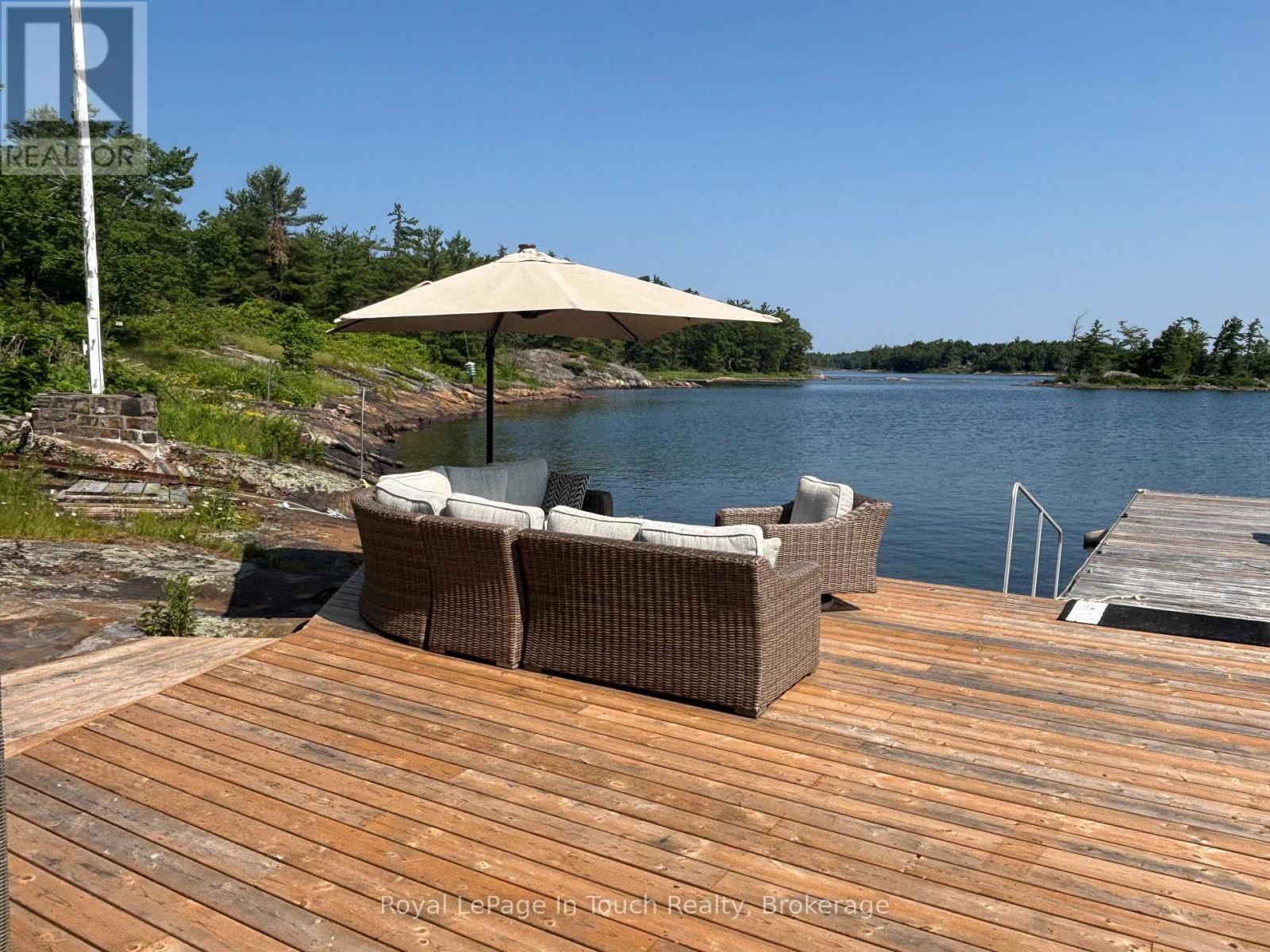 












B415 BERNYK ISLAND E

,
The Archipelago (Archipelago),




Ontario
P0A2W8

