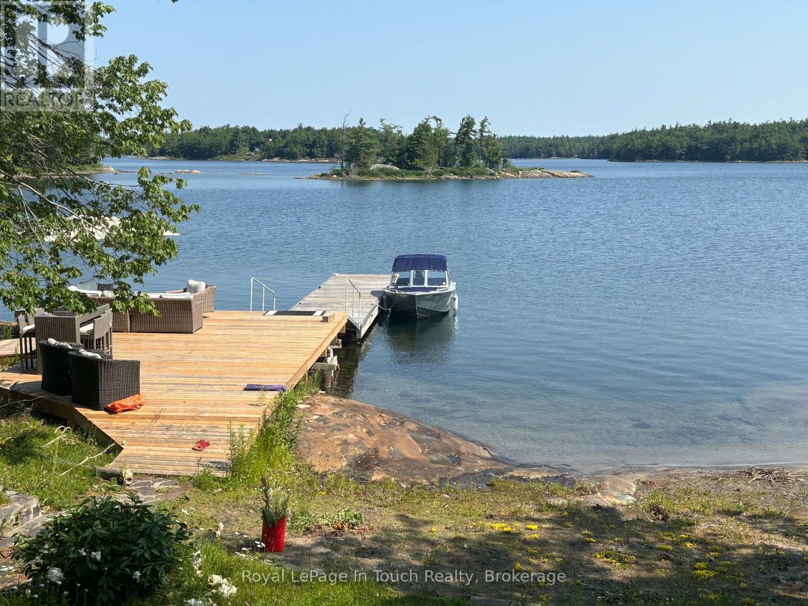 












B415 BERNYK ISLAND E

,
The Archipelago (Archipelago),




Ontario
P0A2W8

