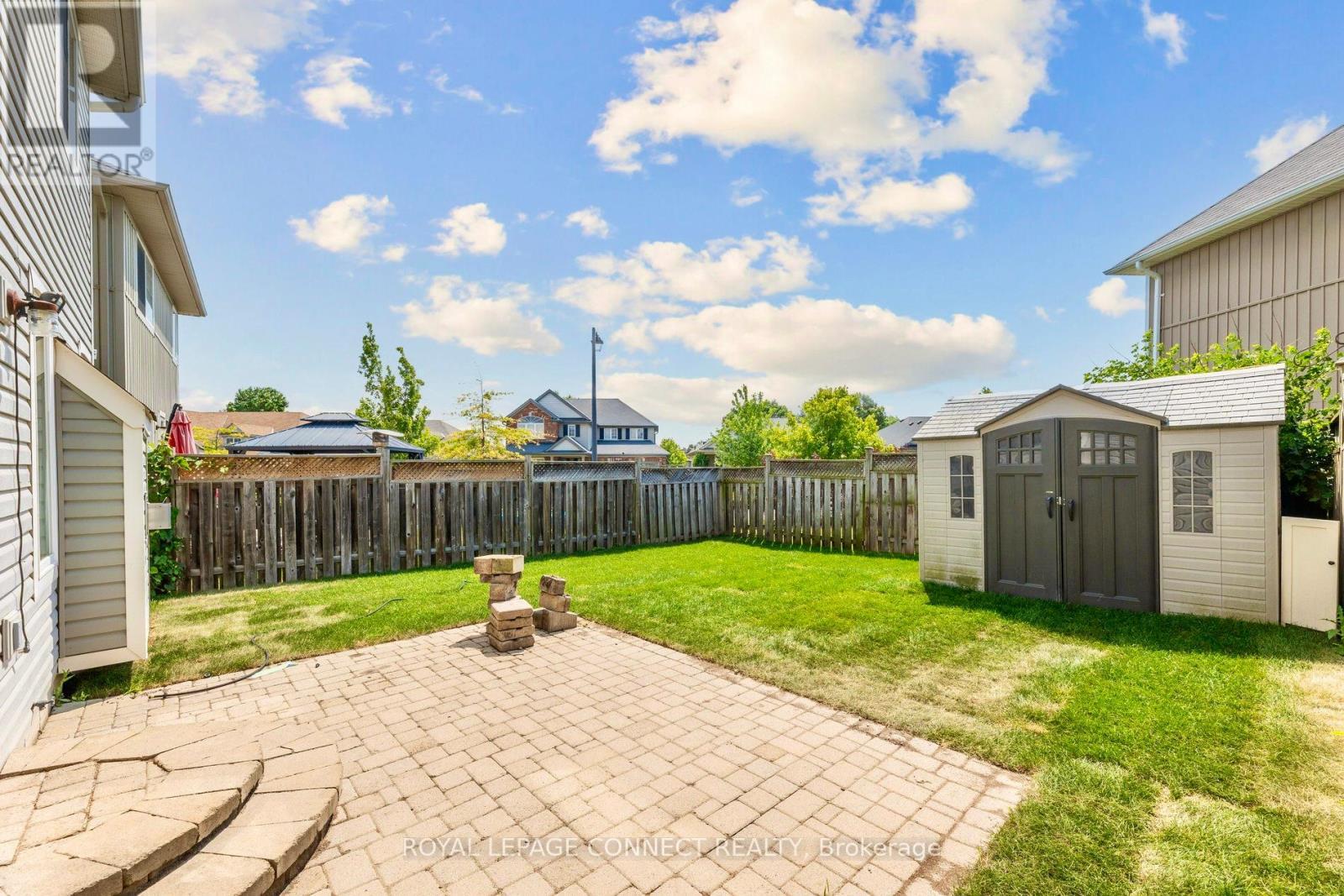 












7 PURPLE DUSK DRIVE

,
Kawartha Lakes,




Ontario
K9V0B2

