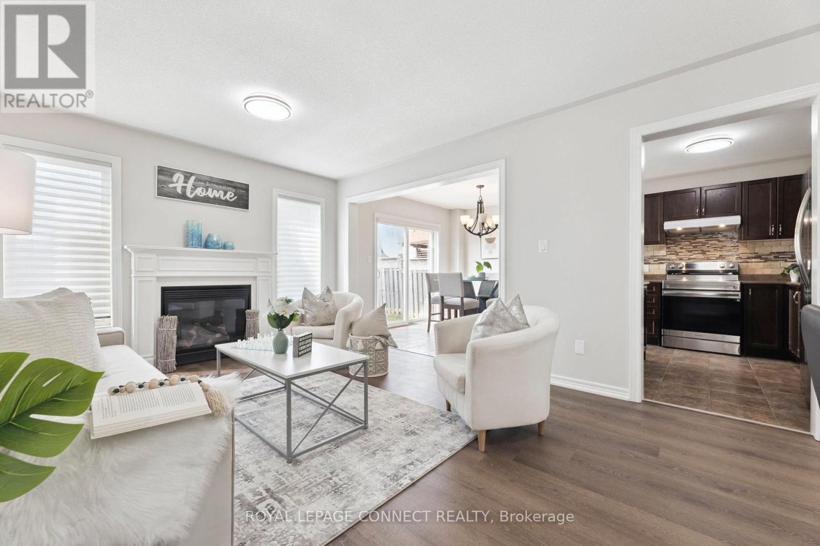 












7 PURPLE DUSK DRIVE

,
Kawartha Lakes,




Ontario
K9V0B2

