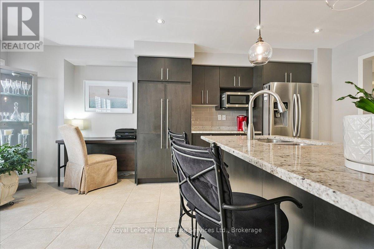 












50 MCKNIGHT AVENUE

,
Hamilton (Waterdown),




Ontario
L0R2M0

