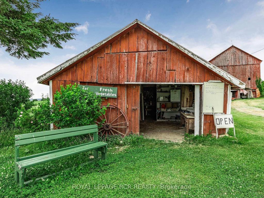 









5616


County Rd 15

N/A,
Adjala-Tosorontio,




ON
L9R 1V3

