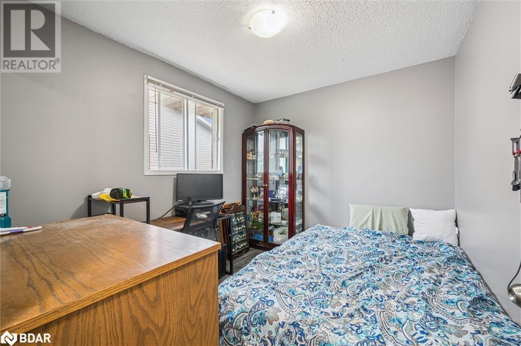 












1236 OTTAWA Street S

,
Kitchener,




Ontario
N2E1L8

