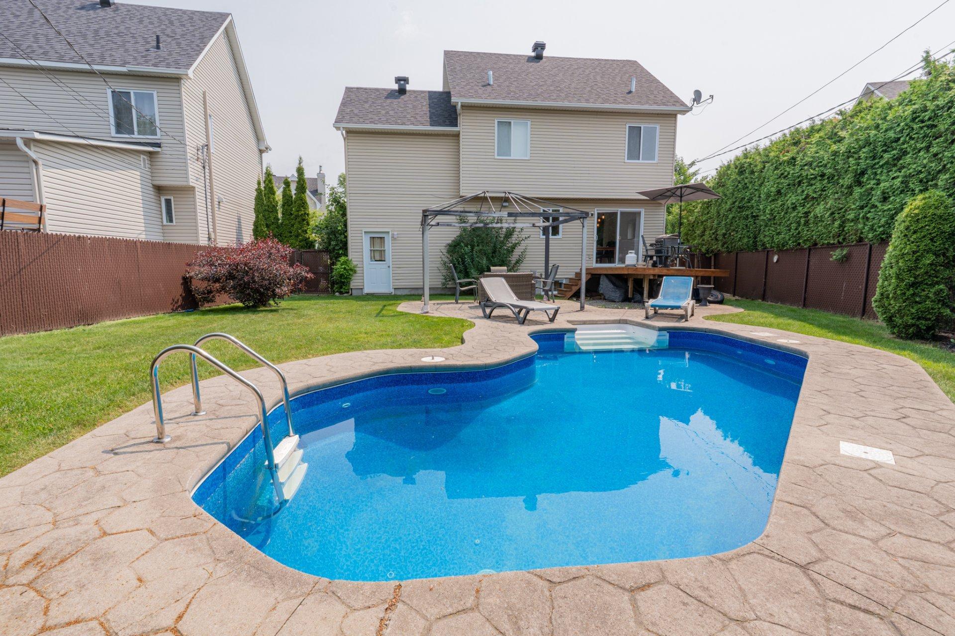 









492


Rue de Ferréol

,
Terrebonne (Terrebonne),




QC
J6Y1Y9

