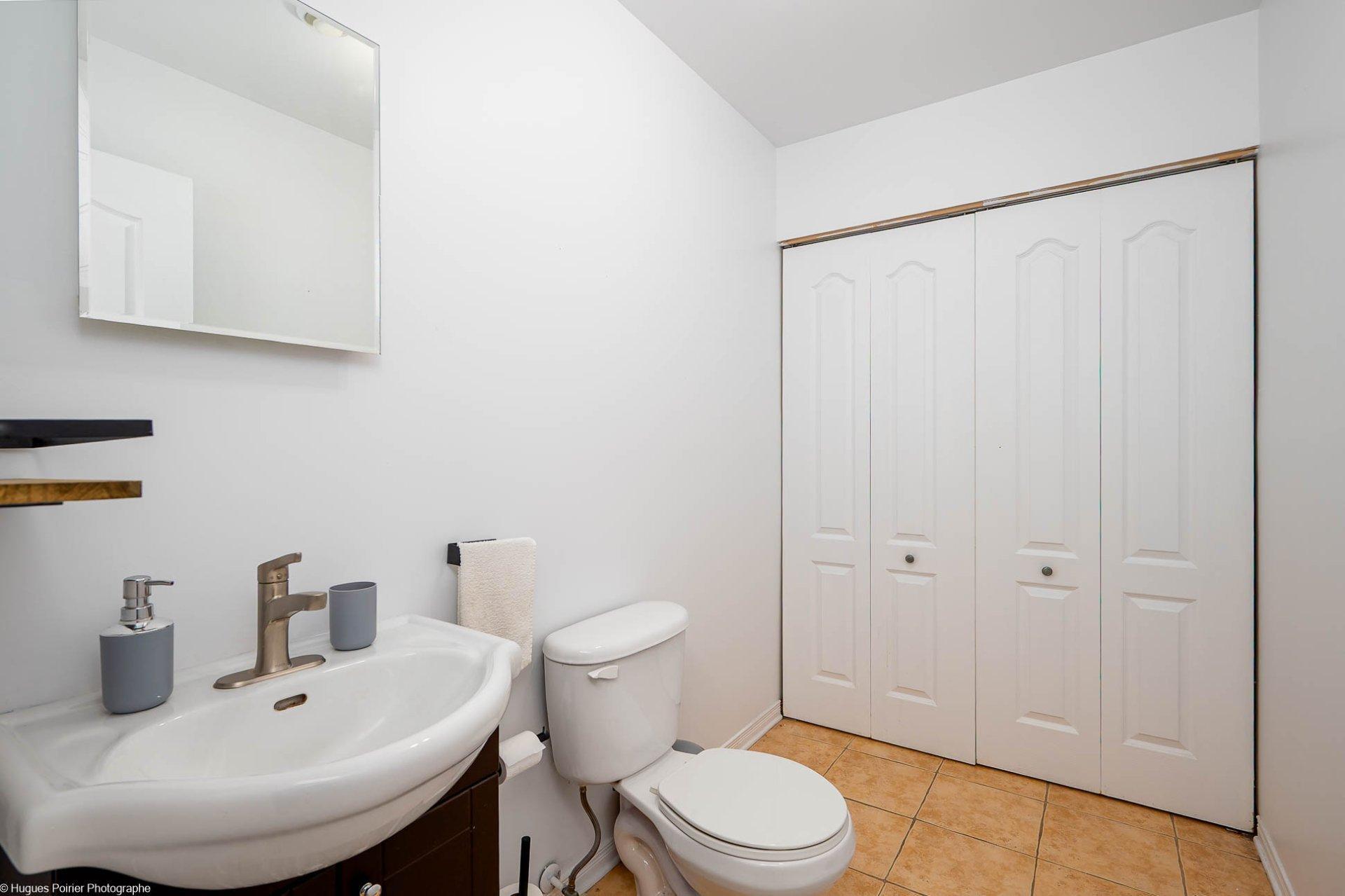 









492


Rue de Ferréol

,
Terrebonne (Terrebonne),




QC
J6Y1Y9

