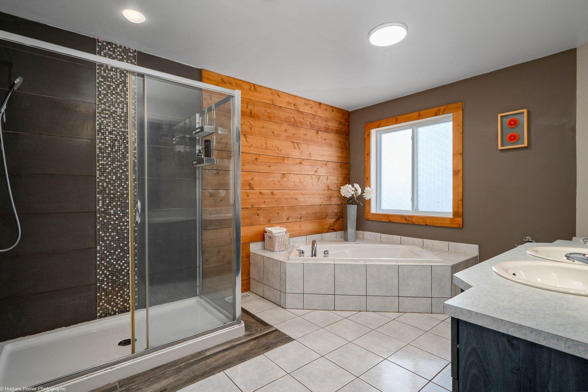 









492


Rue de Ferréol

,
Terrebonne (Terrebonne),




QC
J6Y1Y9

