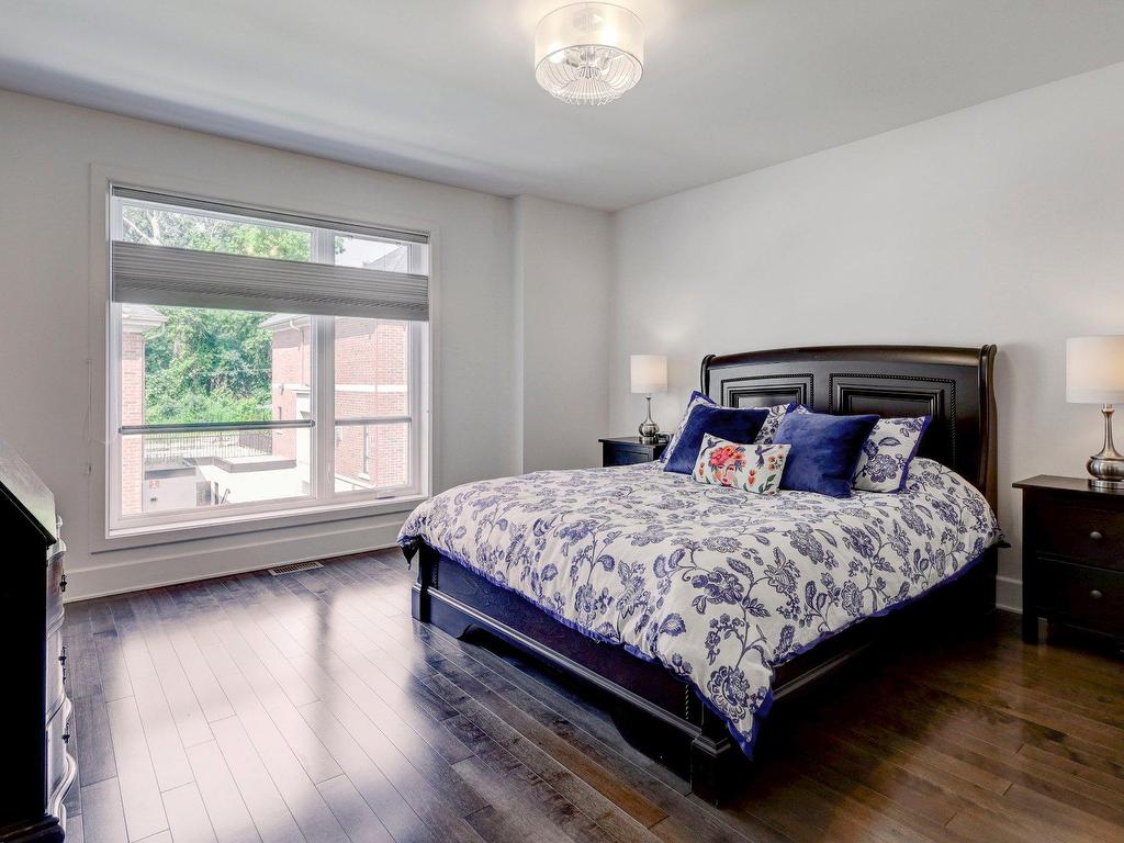 









631


Av. Donegani

,
Pointe-Claire,




QC
H9R0C1

