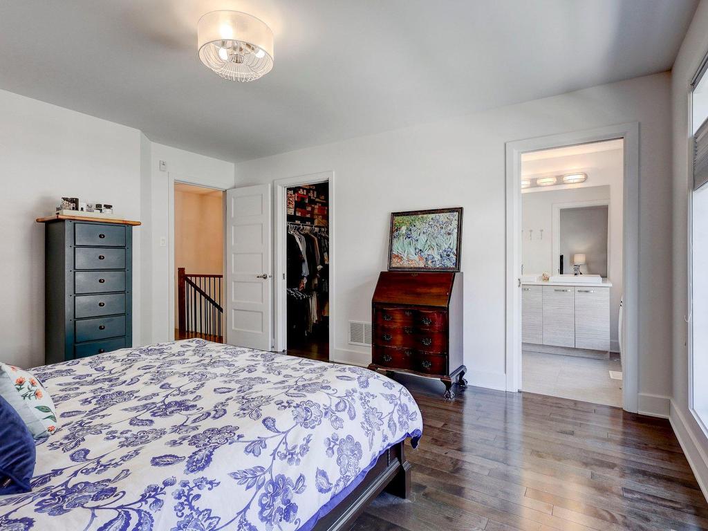 









631


Av. Donegani

,
Pointe-Claire,




QC
H9R0C1

