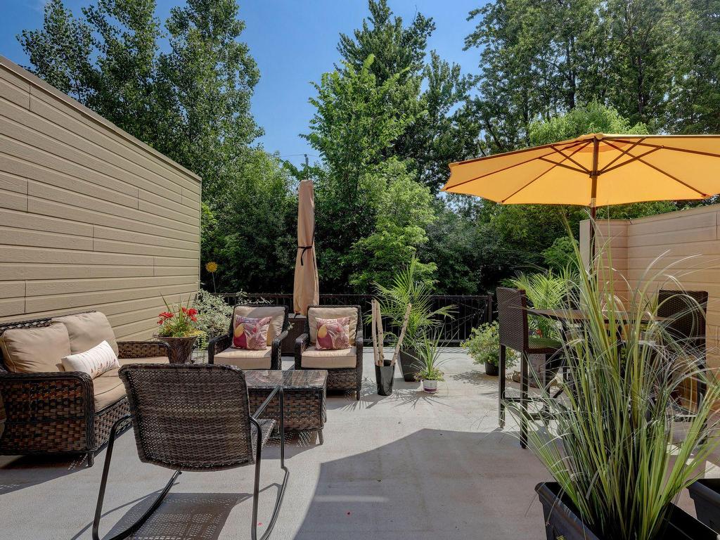 









631


Av. Donegani

,
Pointe-Claire,




QC
H9R0C1

