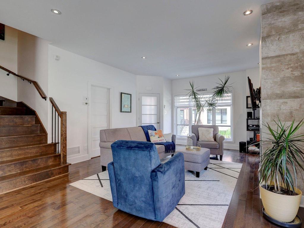 









631


Av. Donegani

,
Pointe-Claire,




QC
H9R0C1

