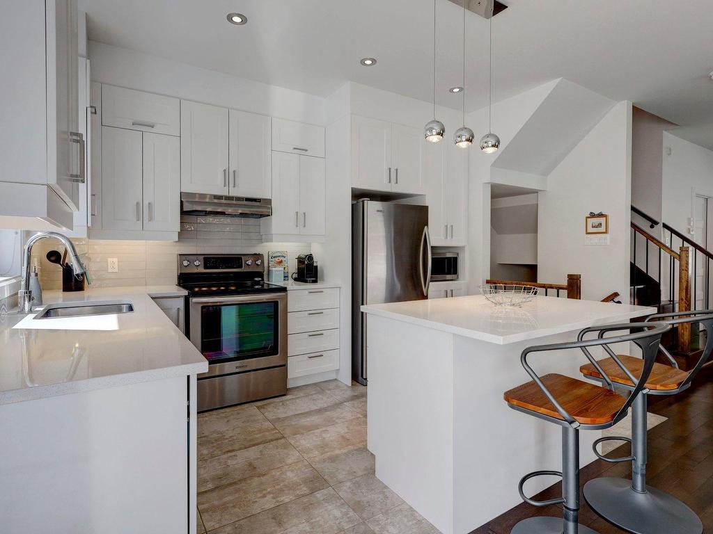 









631


Av. Donegani

,
Pointe-Claire,




QC
H9R0C1

