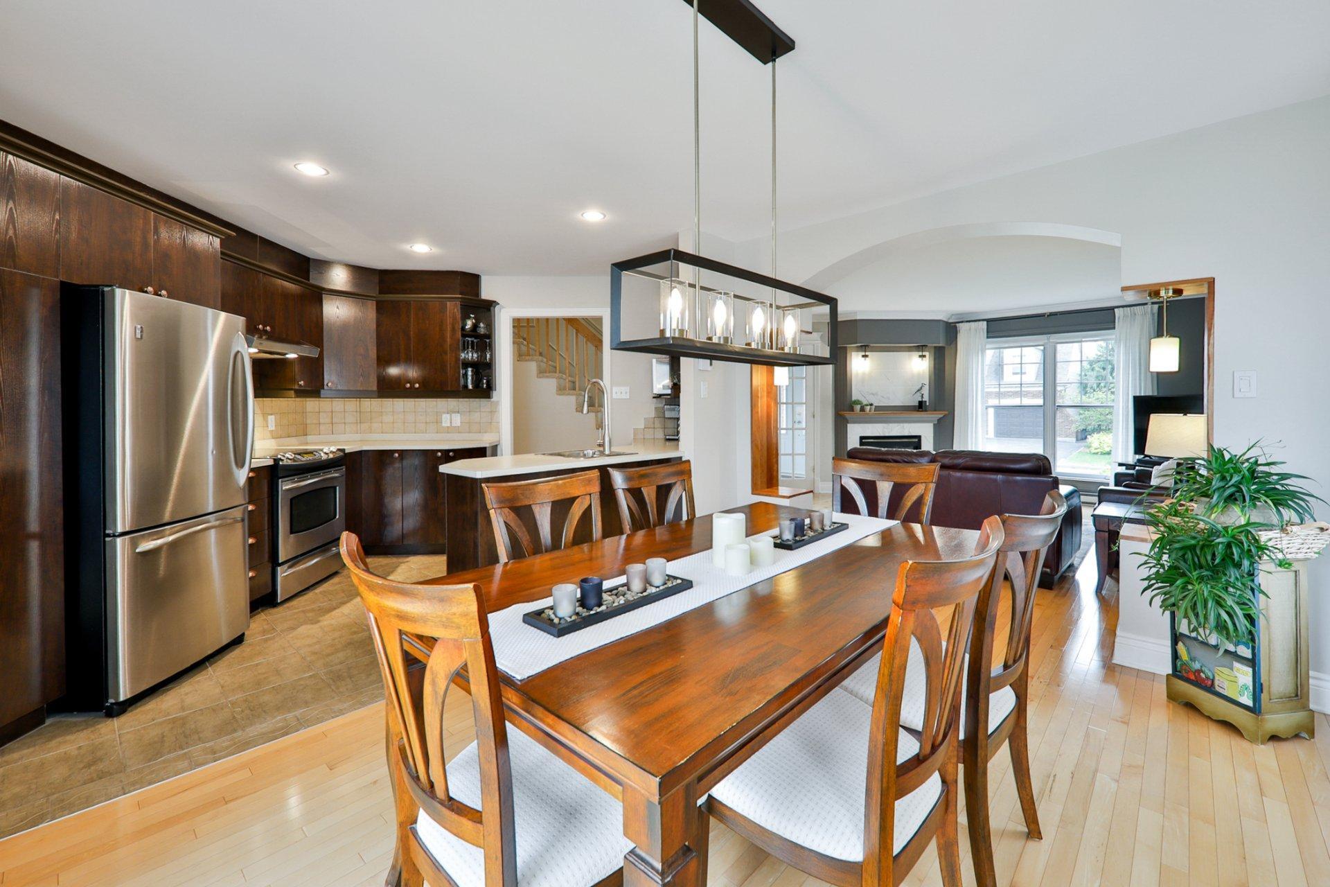 









3014


Rue du Versant

,
Sainte-Marthe-sur-le-Lac,




QC
J0N1P0


