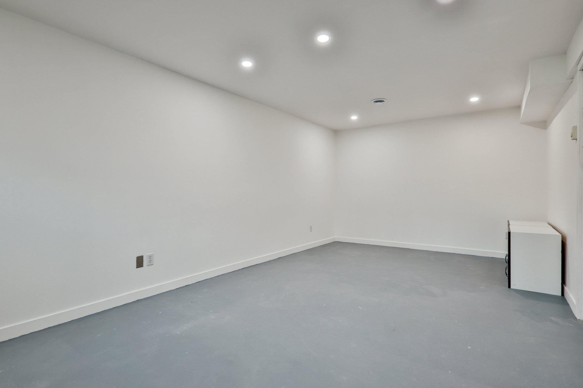 









3014


Rue du Versant

,
Sainte-Marthe-sur-le-Lac,




QC
J0N1P0

