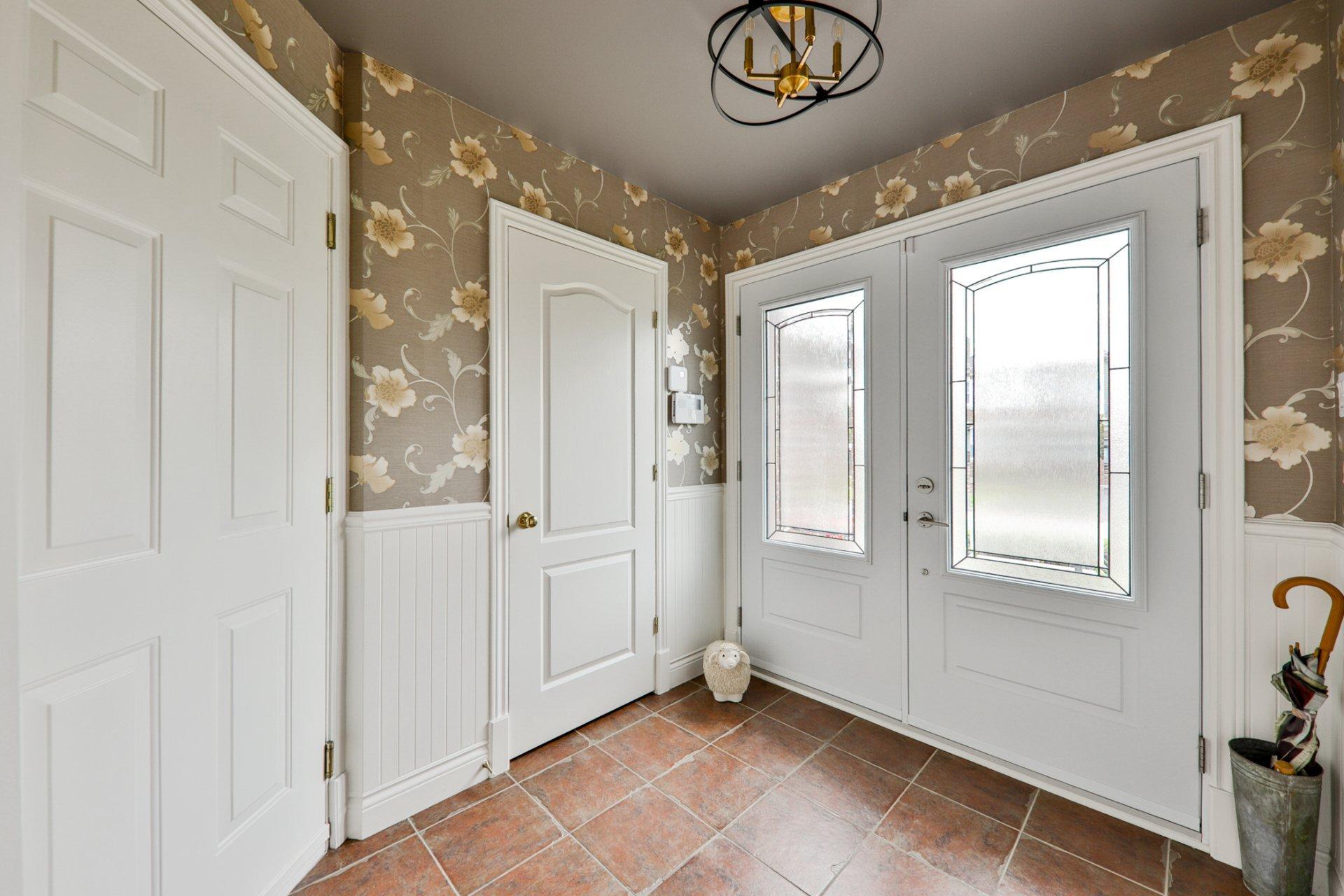 









3014


Rue du Versant

,
Sainte-Marthe-sur-le-Lac,




QC
J0N1P0

