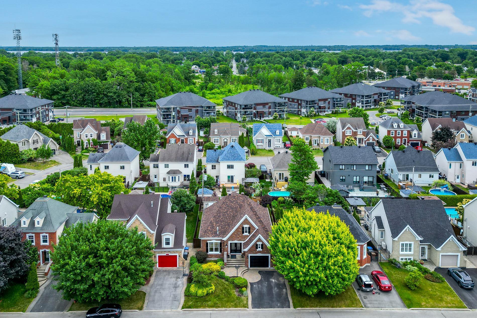 









3014


Rue du Versant

,
Sainte-Marthe-sur-le-Lac,




QC
J0N1P0

