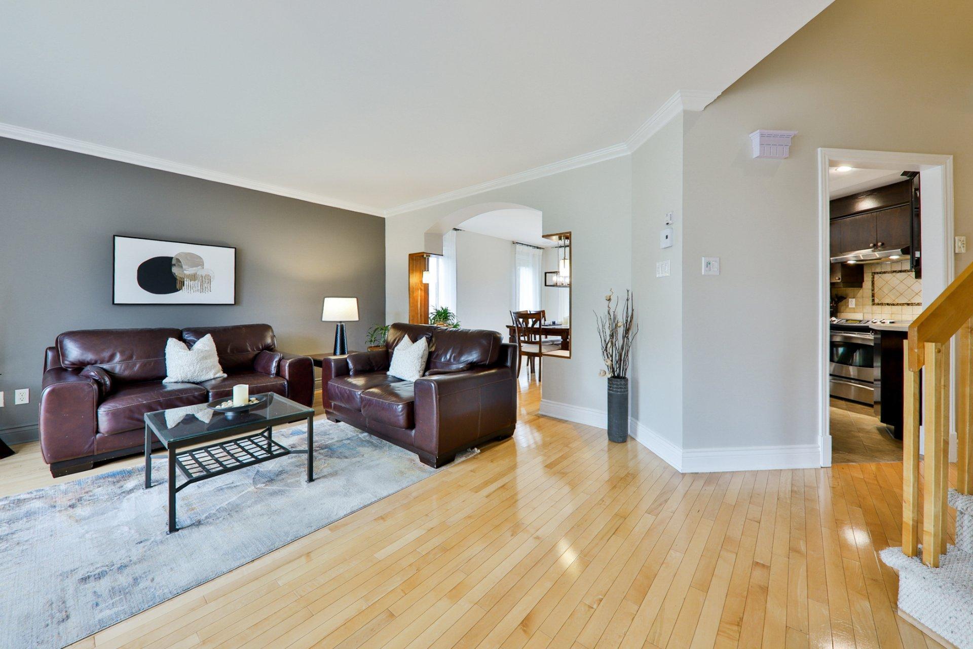 









3014


Rue du Versant

,
Sainte-Marthe-sur-le-Lac,




QC
J0N1P0

