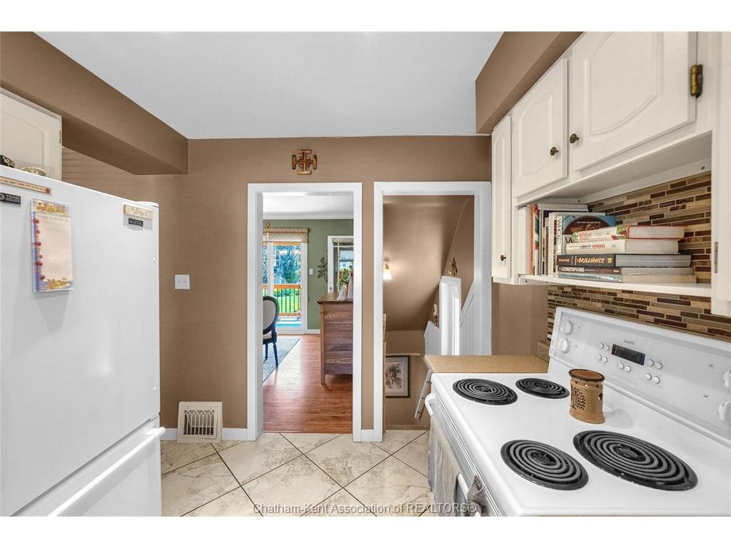 









74


Phyllis

Avenue,
Chatham,




ON
N7M 3C3

