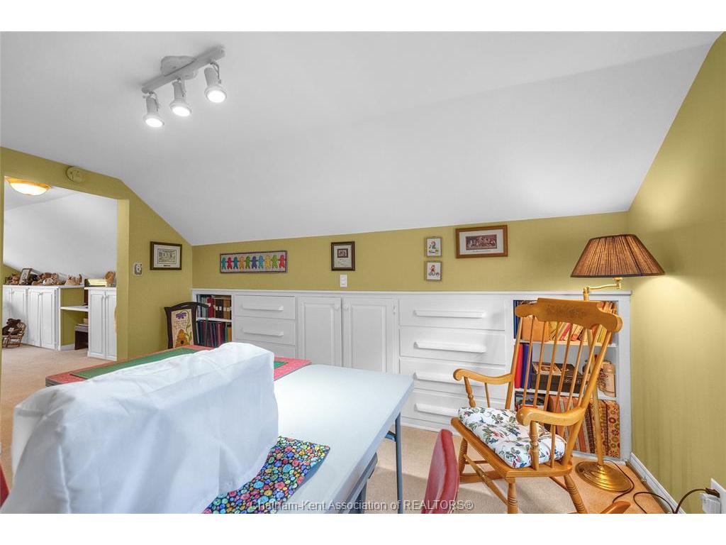 









74


Phyllis

Avenue,
Chatham,




ON
N7M 3C3

