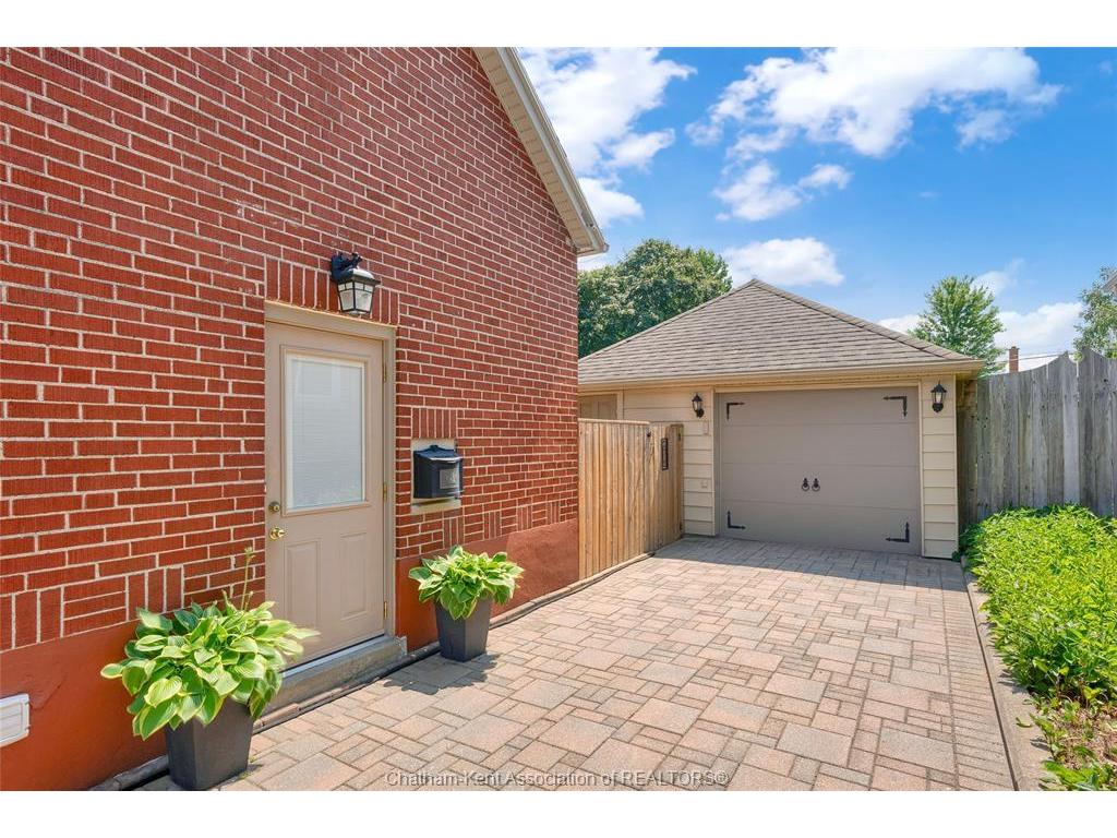 









74


Phyllis

Avenue,
Chatham,




ON
N7M 3C3

