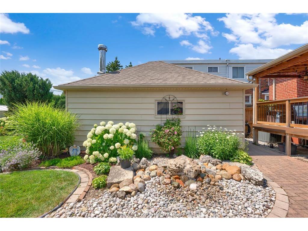









74


Phyllis

Avenue,
Chatham,




ON
N7M 3C3

