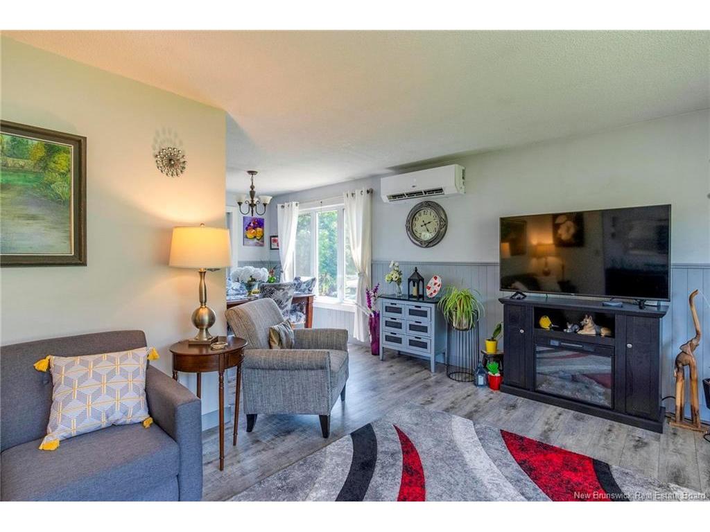 









252


Ammon

,
Ammon,




NB
E1G 3N8

