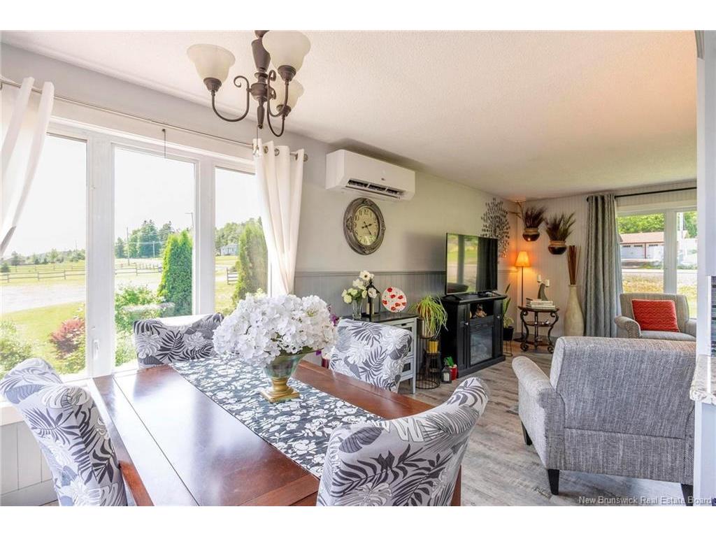 









252


Ammon

,
Ammon,




NB
E1G 3N8

