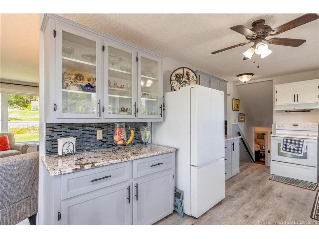 









252


Ammon

,
Ammon,




NB
E1G 3N8

