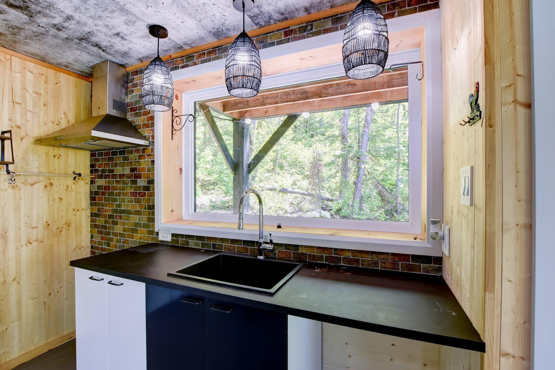 









51

 - 53


Av. Gagné

,
Saint-Côme,




QC
J0K2B0

