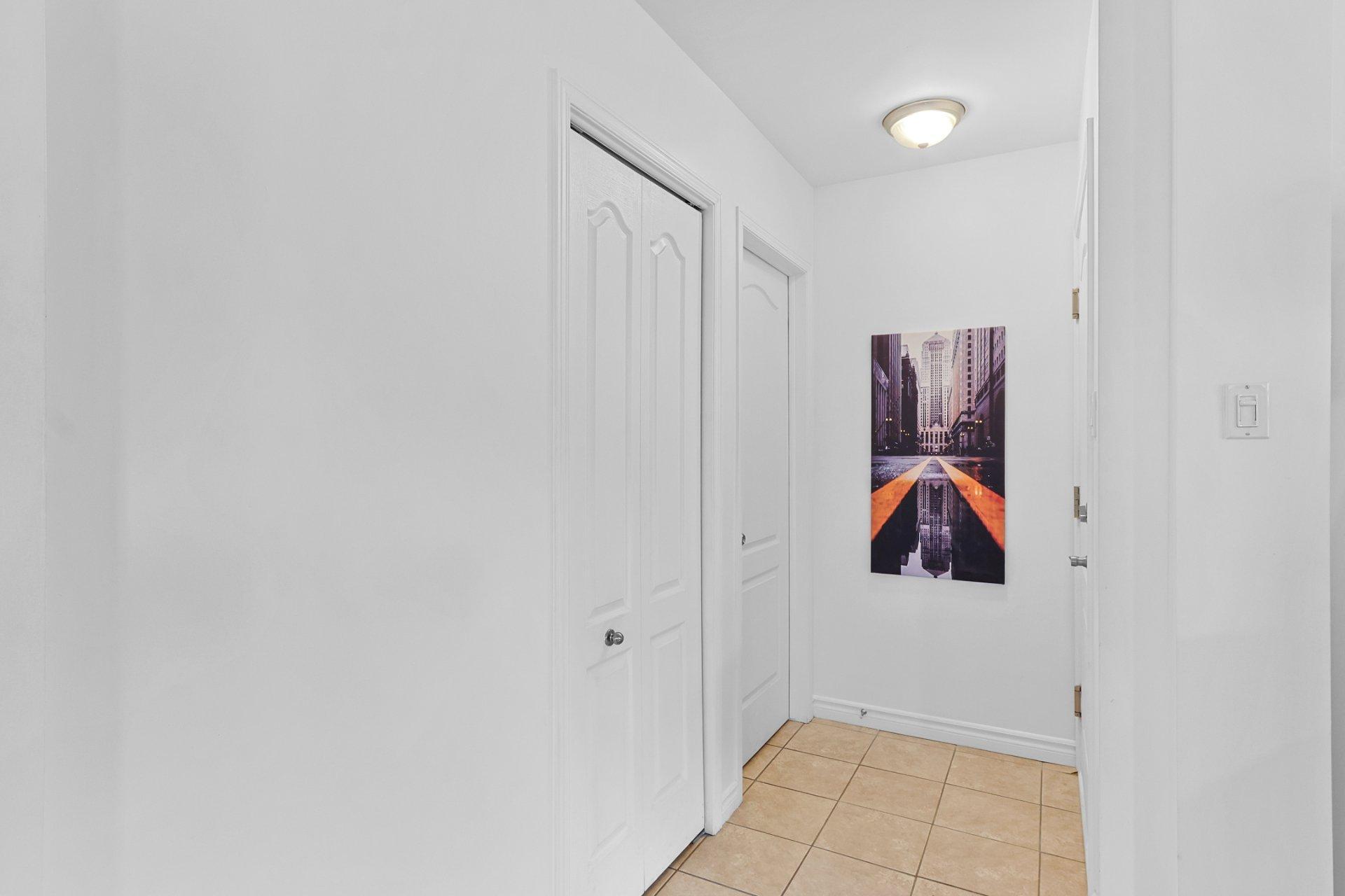 









585


Rue Robidoux

, 101,
Marieville,




QC
J3M0B1

