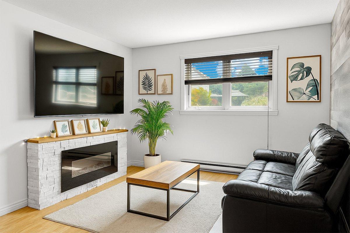 









585


Rue Robidoux

, 101,
Marieville,




QC
J3M0B1

