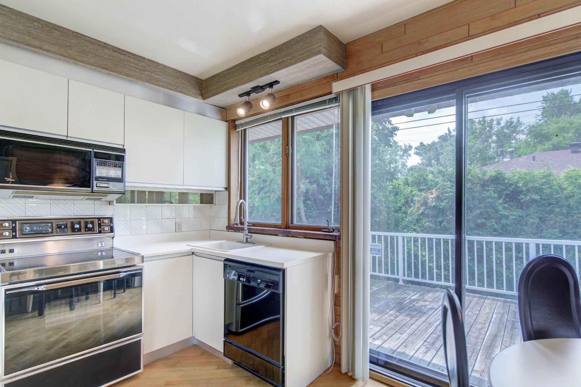 









4204


Rue Des Groseilliers

,
Montréal (Mercier/Hochelaga-Maisonneuve),




QC
H1M1V2

