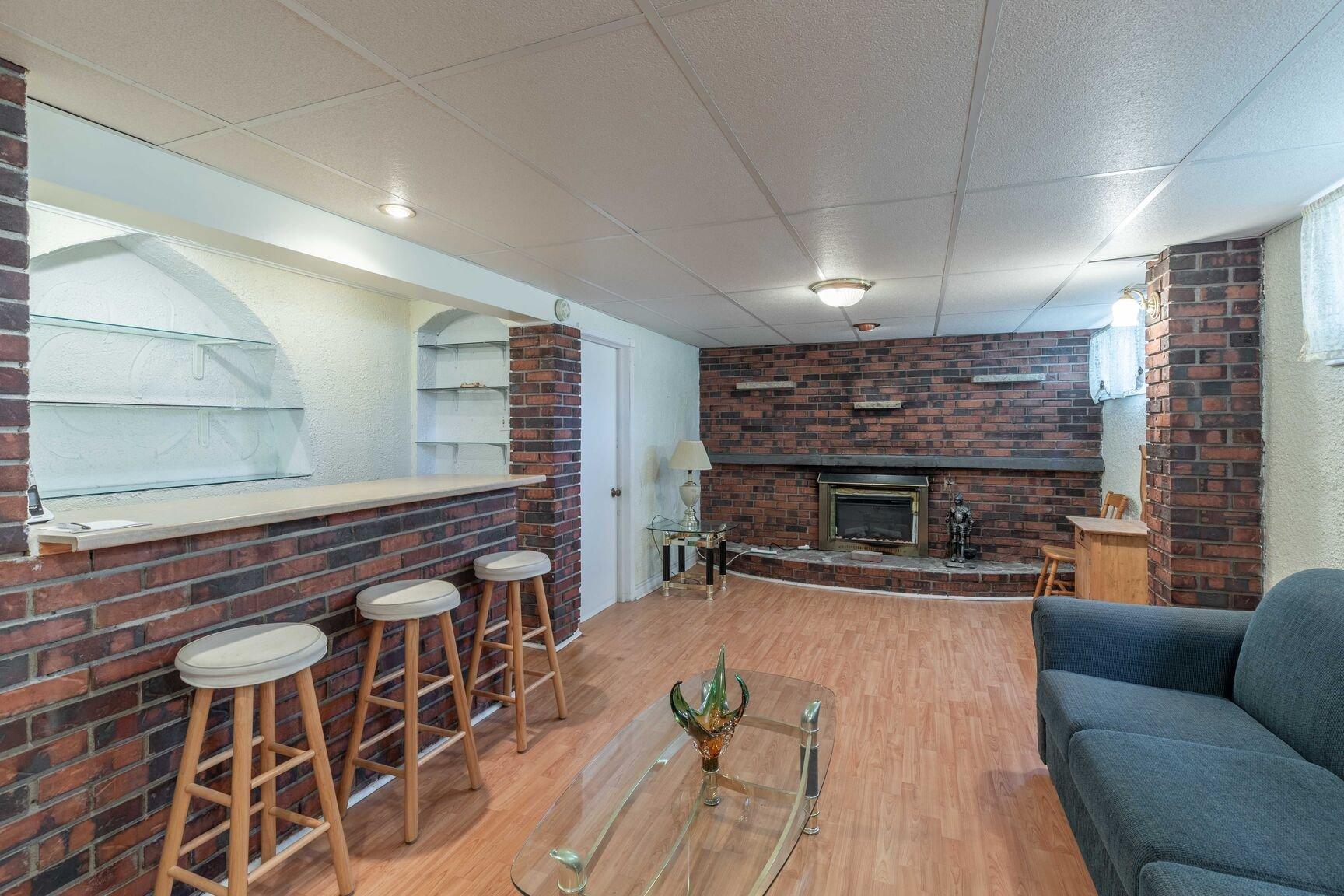 









31


Rue Lafontaine

,
Gatineau (Gatineau),




QC
J8T3S5

