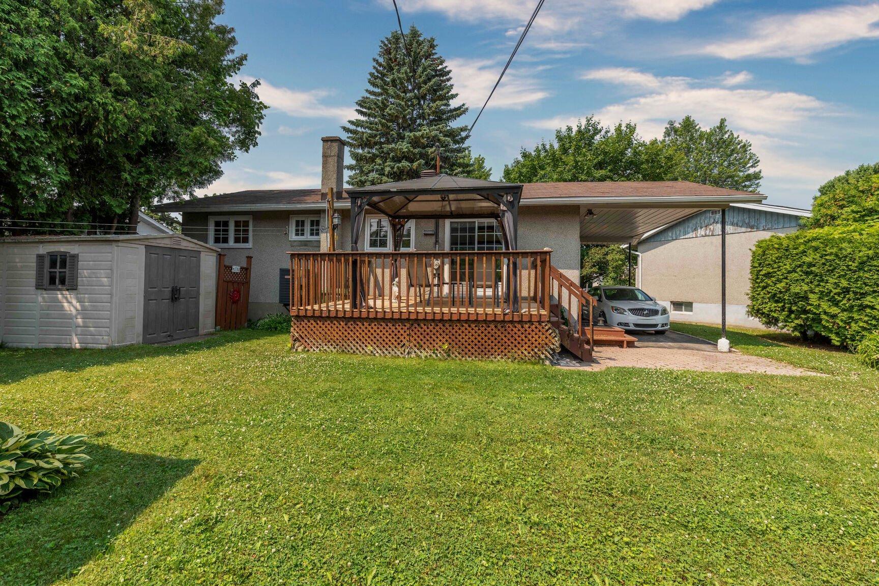 









31


Rue Lafontaine

,
Gatineau (Gatineau),




QC
J8T3S5

