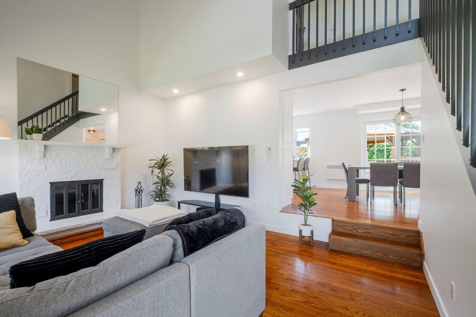 









2216


Rue Prospect

,
Sherbrooke (Les Nations),




QC
J1L1A2

