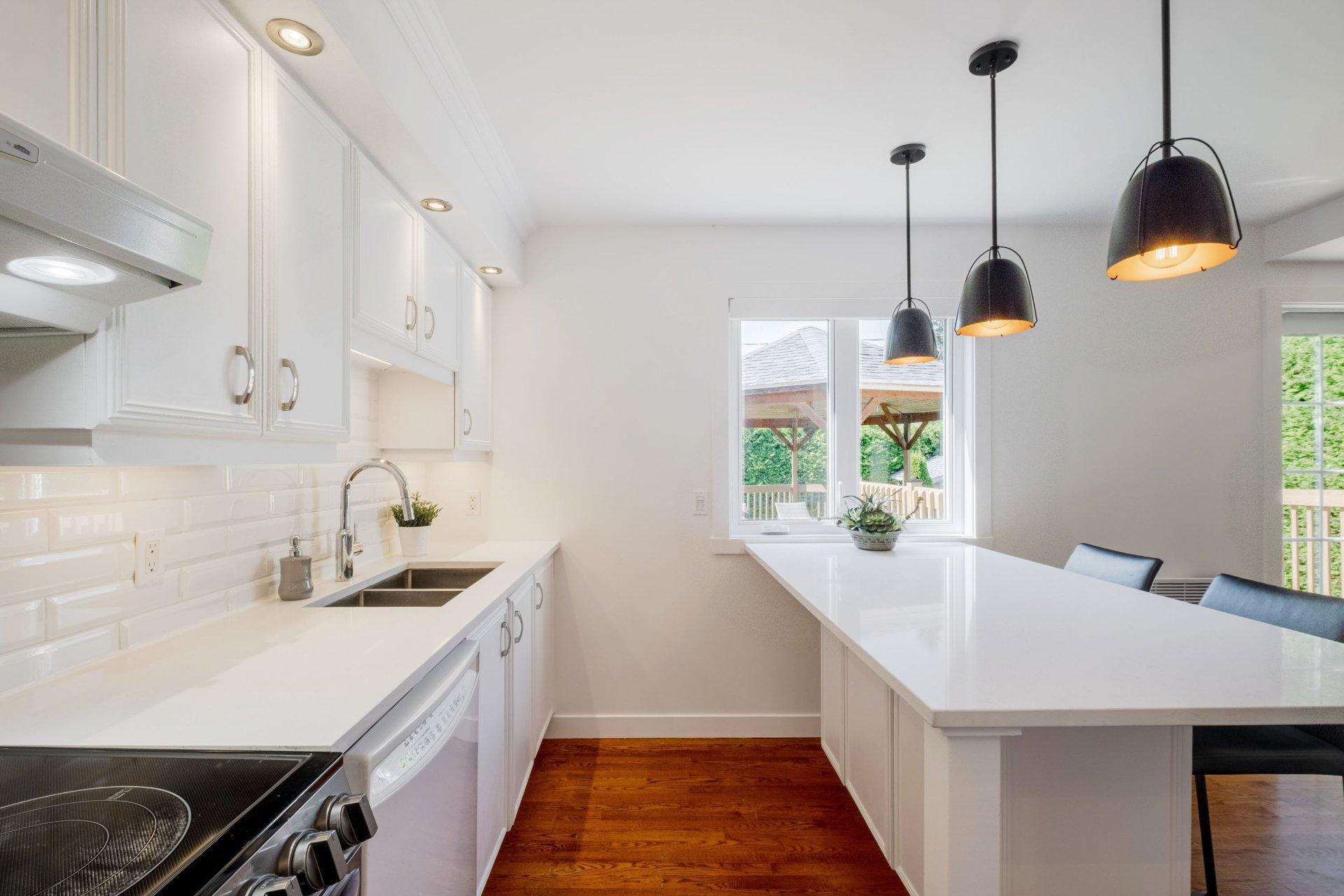 









2216


Rue Prospect

,
Sherbrooke (Les Nations),




QC
J1L1A2


