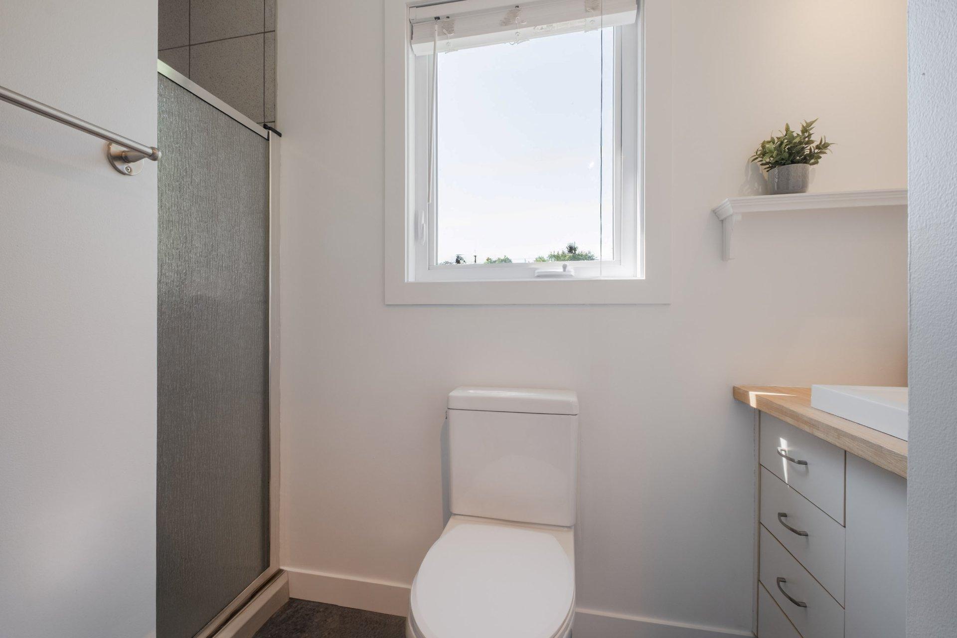 









2216


Rue Prospect

,
Sherbrooke (Les Nations),




QC
J1L1A2

