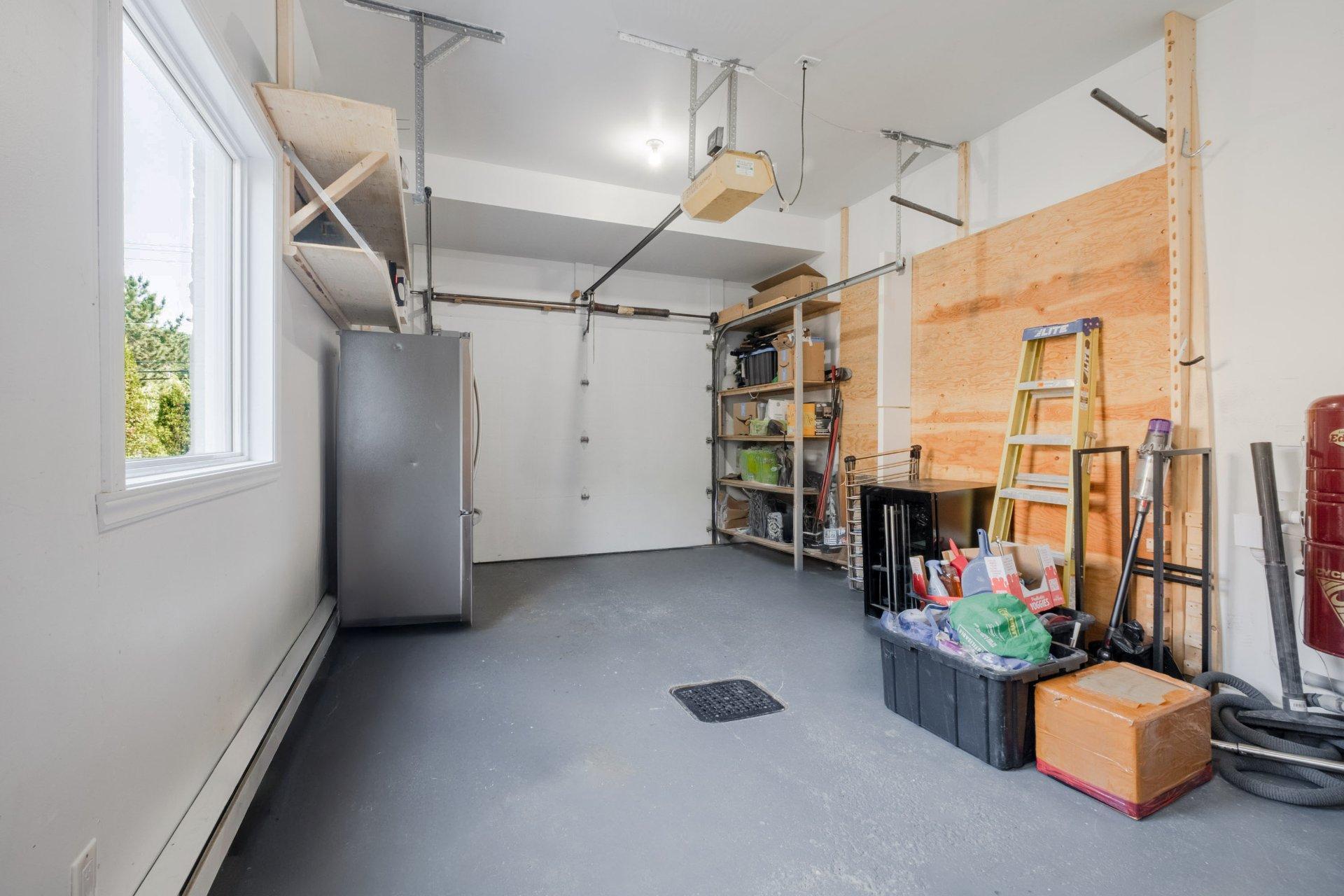 









2216


Rue Prospect

,
Sherbrooke (Les Nations),




QC
J1L1A2

