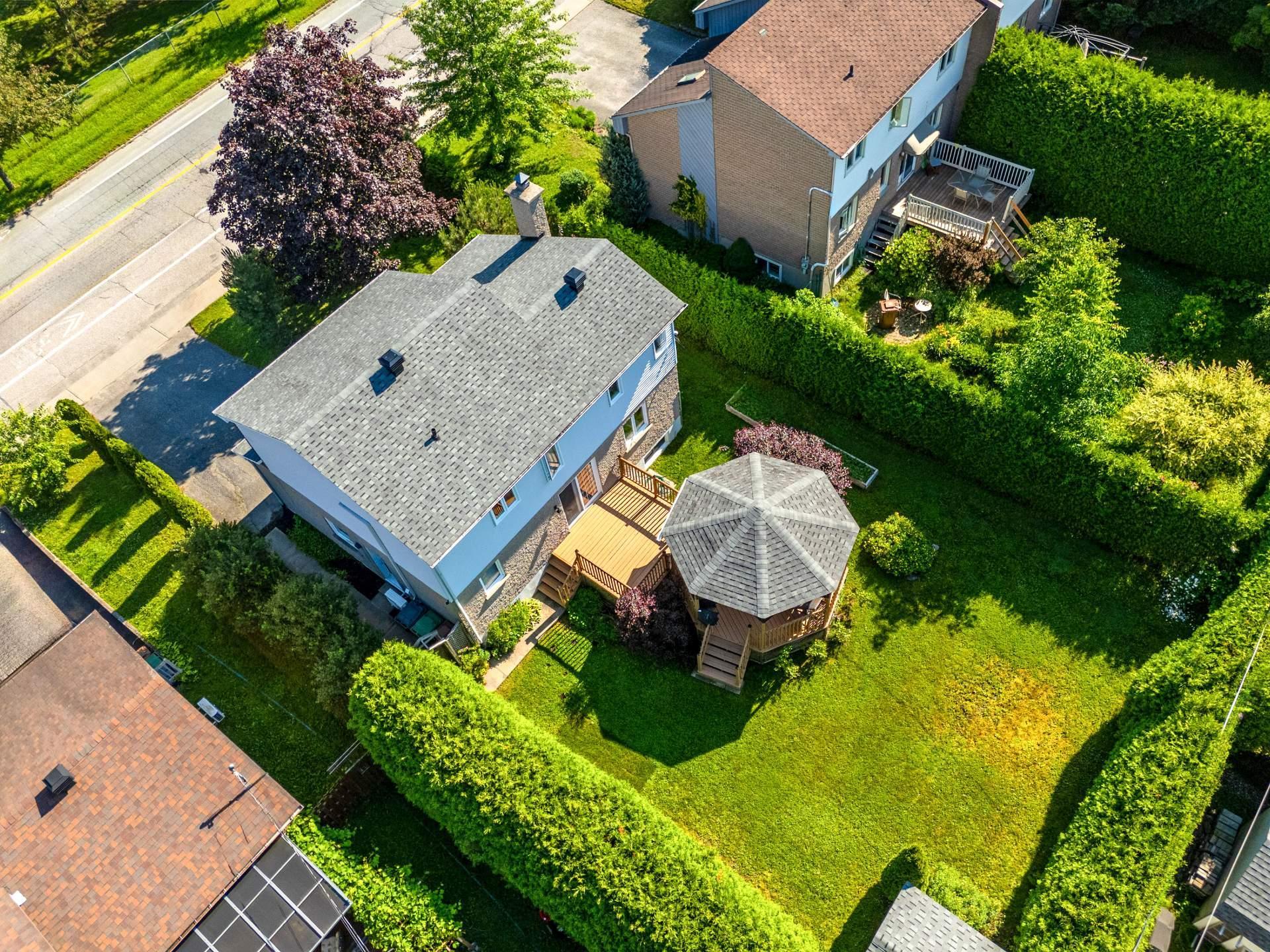 









2216


Rue Prospect

,
Sherbrooke (Les Nations),




QC
J1L1A2

