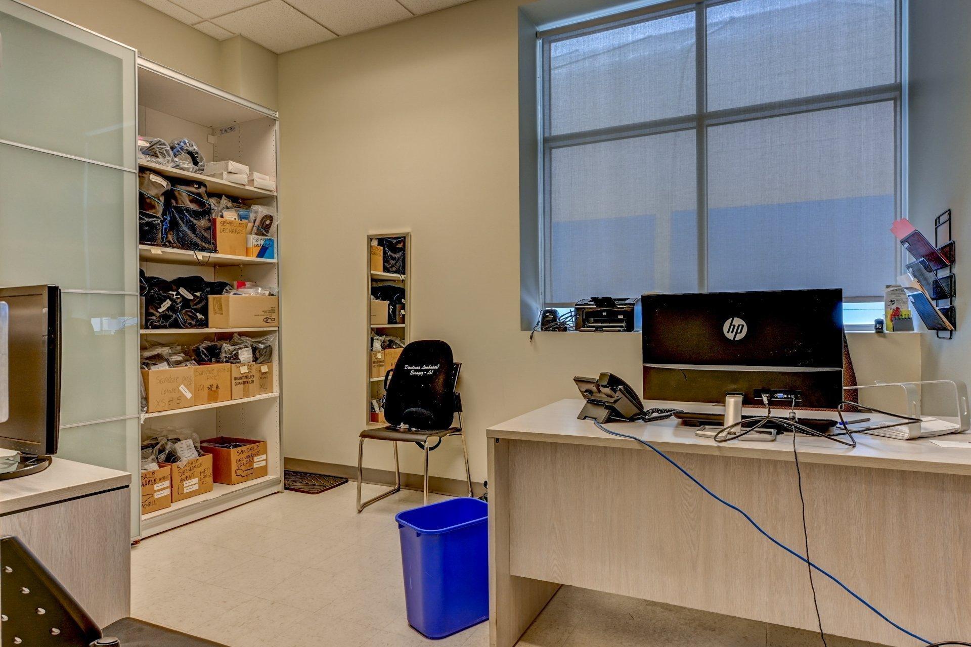 









256


Rue De Montigny

, 102B,
Saint-Jérôme,




QC
J7Z5R2

