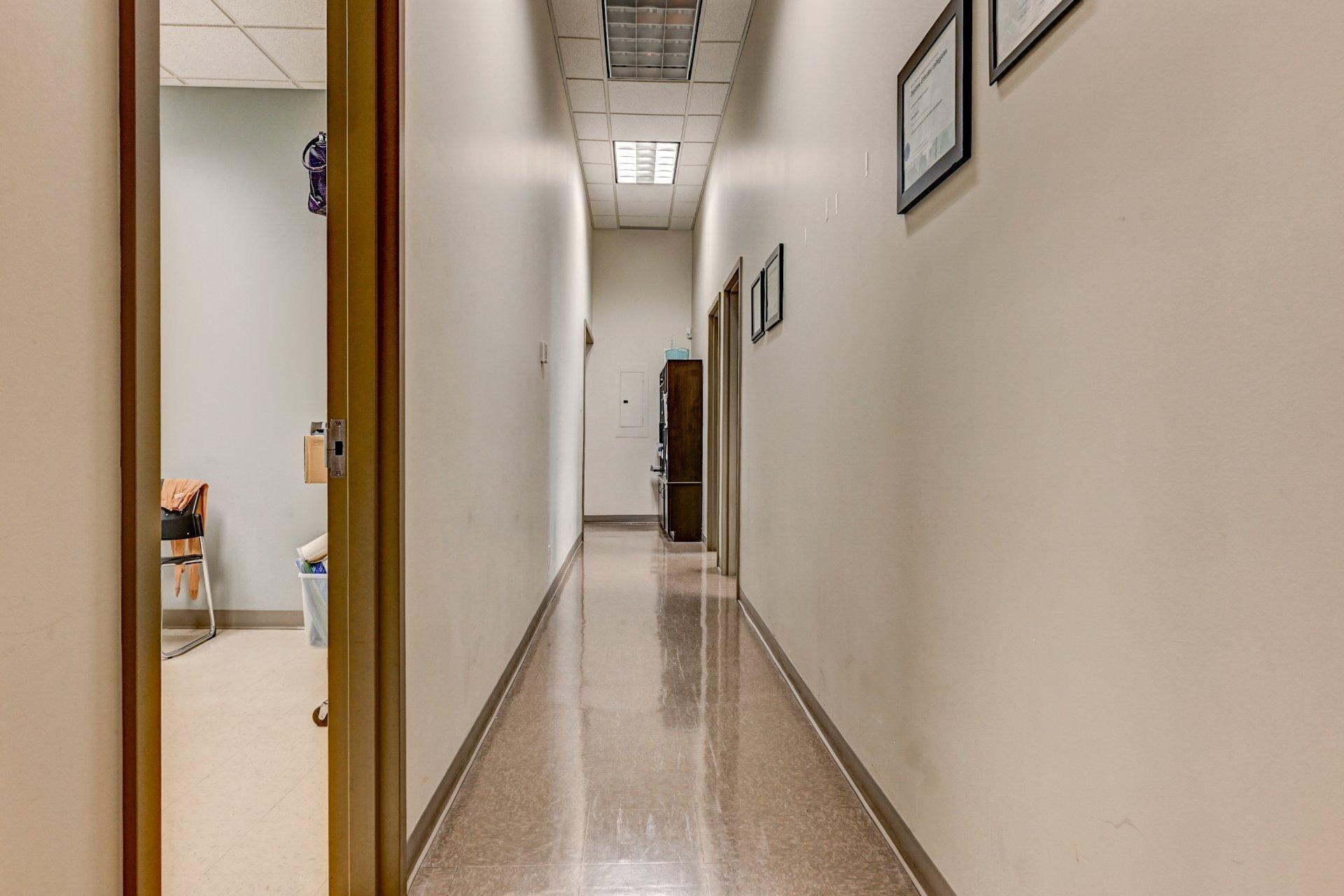 









256


Rue De Montigny

, 102B,
Saint-Jérôme,




QC
J7Z5R2

