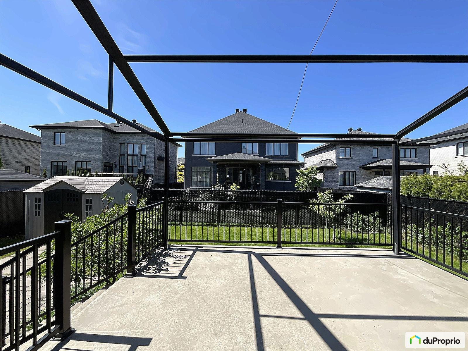 









3610


Rue de Louxor

,
Brossard,




QC
J4Y0P2

