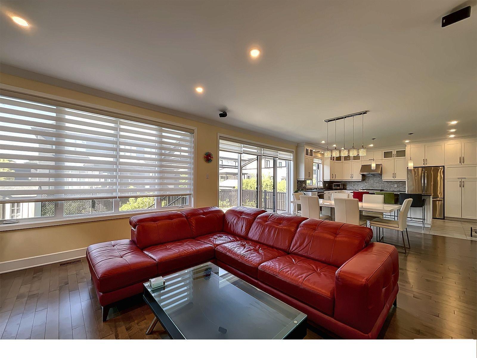 









3610


Rue de Louxor

,
Brossard,




QC
J4Y0P2

