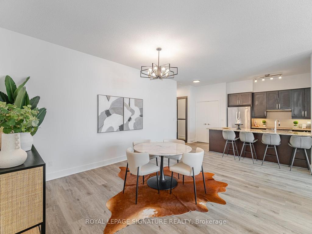 









4070


Confederation

Parkway, PH4605,
Mississauga,




ON
L5B 0E9

