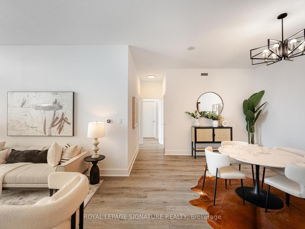 









4070


Confederation

Parkway, PH4605,
Mississauga,




ON
L5B 0E9

