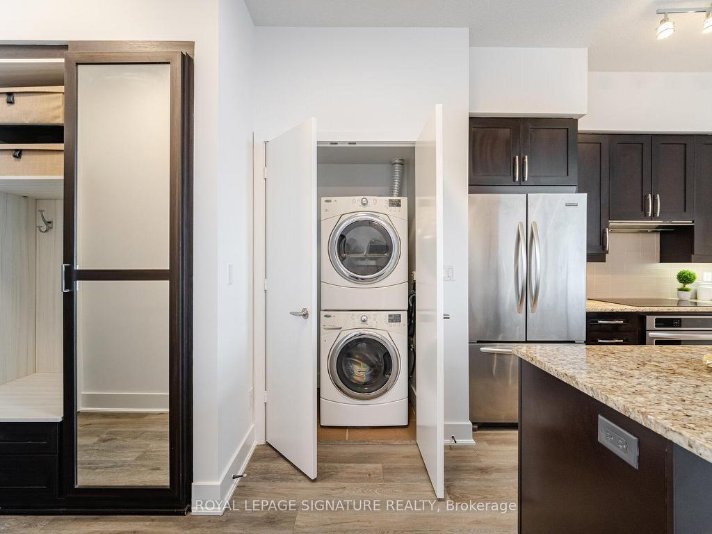 









4070


Confederation

Parkway, PH4605,
Mississauga,




ON
L5B 0E9

