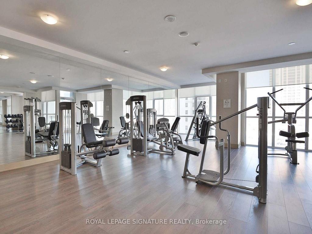 









4070


Confederation

Parkway, PH4605,
Mississauga,




ON
L5B 0E9

