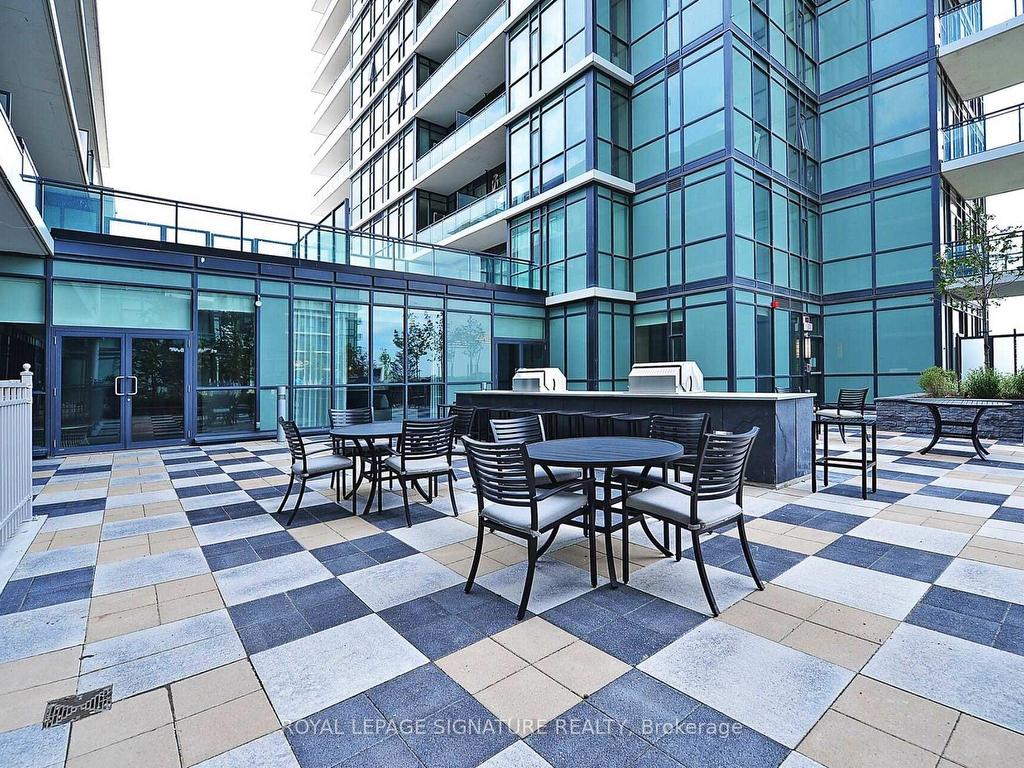 









4070


Confederation

Parkway, PH4605,
Mississauga,




ON
L5B 0E9

