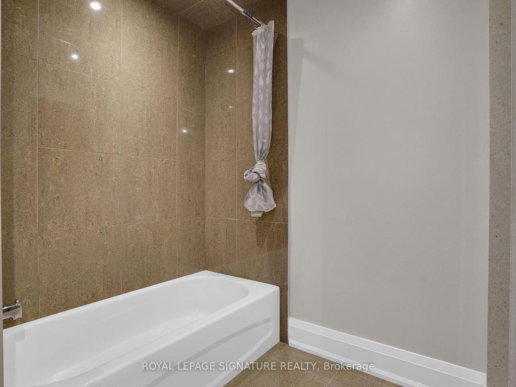 









14


Rotherham

Avenue, Upper 2 Levels,
Toronto,




ON
M6M 1L8

