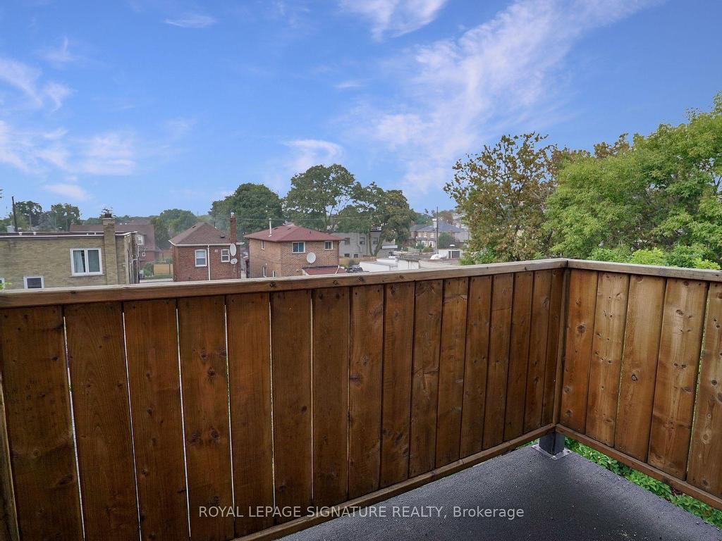 









14


Rotherham

Avenue, Upper 2 Levels,
Toronto,




ON
M6M 1L8


