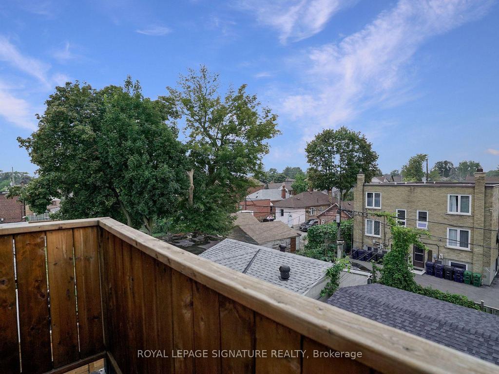 









14


Rotherham

Avenue, Upper 2 Levels,
Toronto,




ON
M6M 1L8

